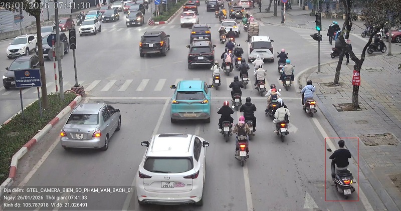 Car owner fined remotely in Hanoi. Photo: Traffic Police Department