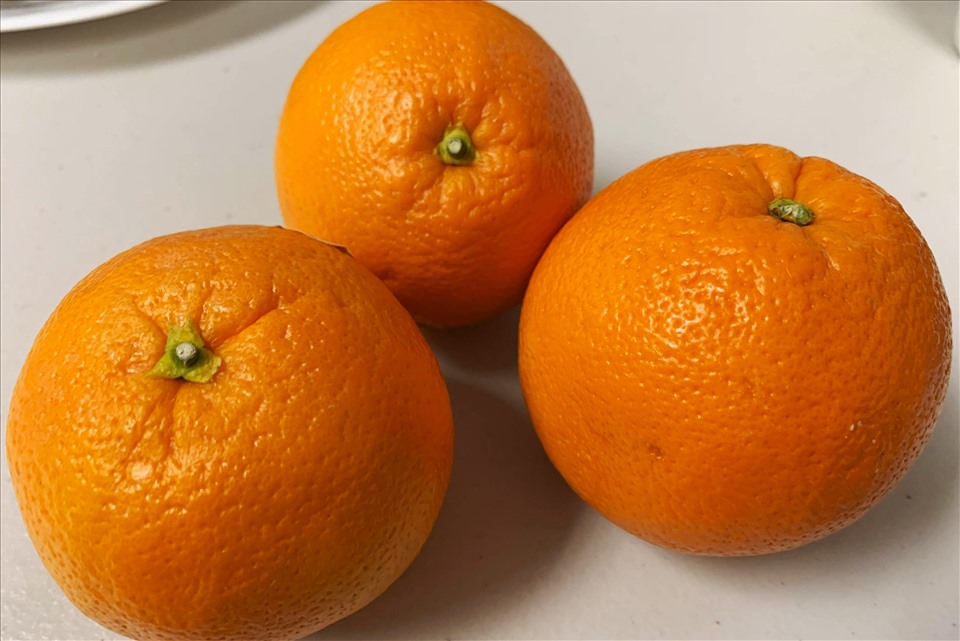 La naranja es una fruta que ayuda a controlar la inflamación en el cuerpo. Foto: Thanh Thanh