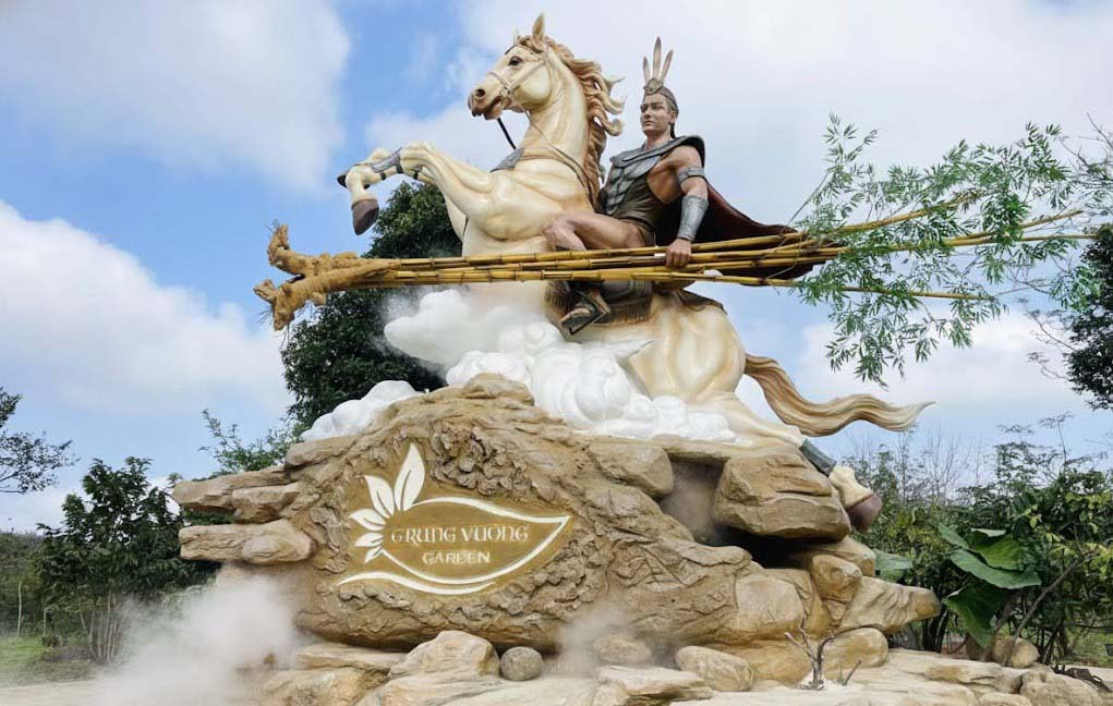 Linh vật ngựa lấy cảm hứng từ truyện cổ tích Thánh Gióng.