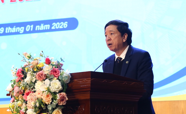 PGS.TS Nguyễn Văn Hùng - Hiệu trưởng Trường Đại học Giao thông vận tải. Ảnh: Nhà trường cung cấp