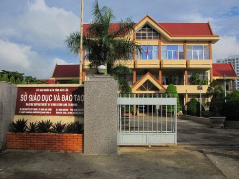 Ngành giáo dục Đắk Lắk chi thưởng học sinh sau phản ánh của phụ huynh