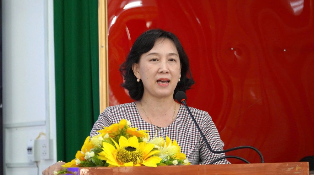 Phó Chủ tịch UBND tỉnh An Giang Nguyễn Thị Minh Thúy phát biểu tại buổi lễ. Ảnh: Văn Sĩ