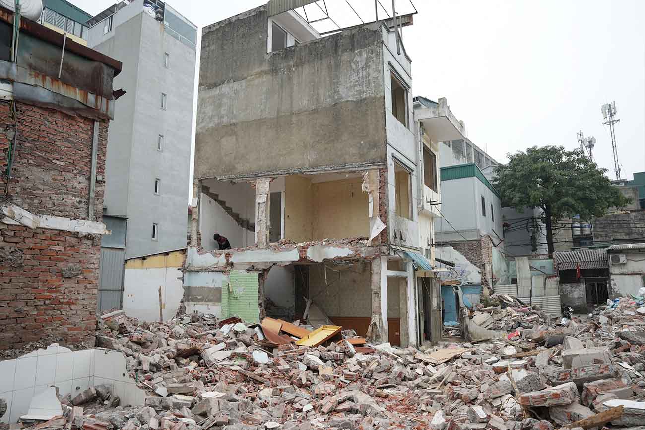 Ring Road 2.5 Project: More than 30 households receiving compensation from 2003 have handed over land