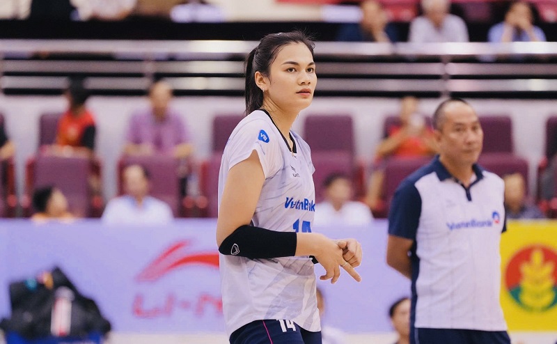 주 공격수 비 티 느 퀸은 베트남 여자 배구 수준의 말띠 선수입니다. 사진: VFV