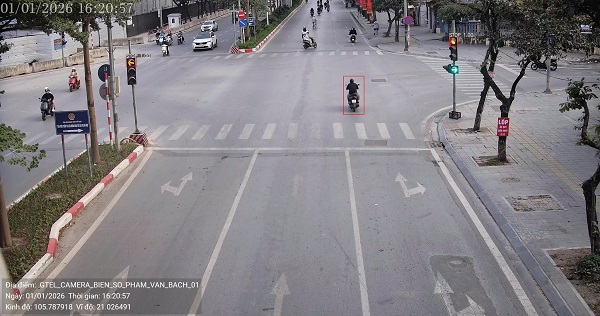 Car owner fined for running a red light. Photo: Traffic Police Department