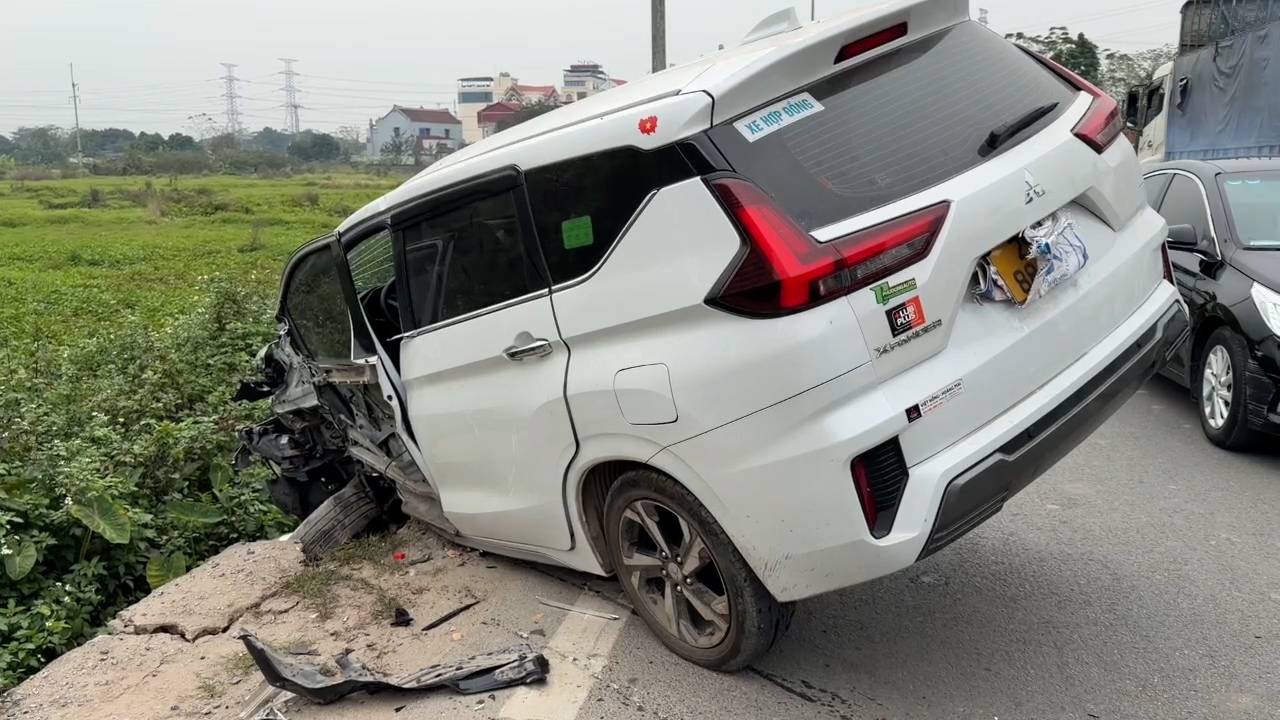 하노이 연쇄 추돌 사고, 많은 자동차 변형