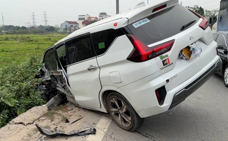 7 vehicle Chain Collision On Phan Thiet Dau Giay Expressway Causes 7-vehicle-chain-collision-on-phan-thiet-dau-giay-expressway-causes