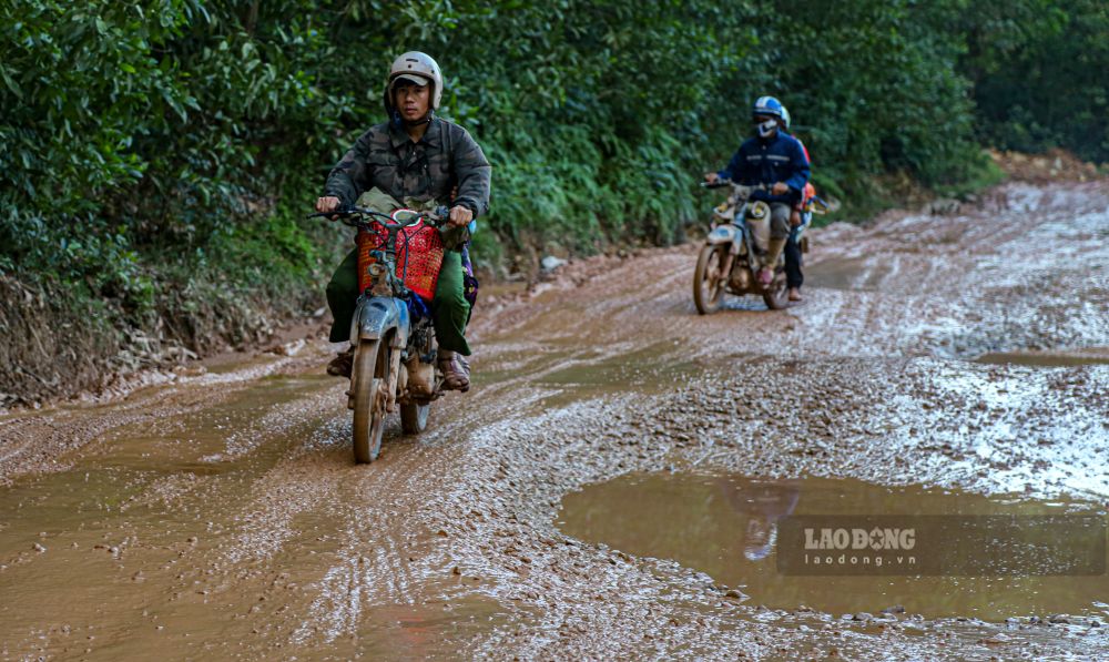 Truong doan khao sat nhan manh, viec giai quyet kien nghi ve Tinh lo 16 la nhiem vu trong tam nham cai thien ha tang giao thong, bao dam an toan cho nguoi dan, dong thoi tao dong luc thuc day phat trien kinh te – xa hoi cua TP Hue.