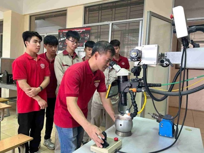 Many opinions proposed to complete the national vocational skill qualification framework, associated with the Vietnam National Qualifications Framework and regional standards. Photo: Trang Ha
