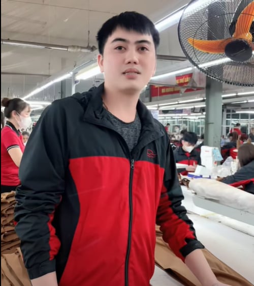 Dự kiến thưởng Tết của vợ chồng anh Duy gần 60 triệu đồng. Ảnh: Minh Hương. 