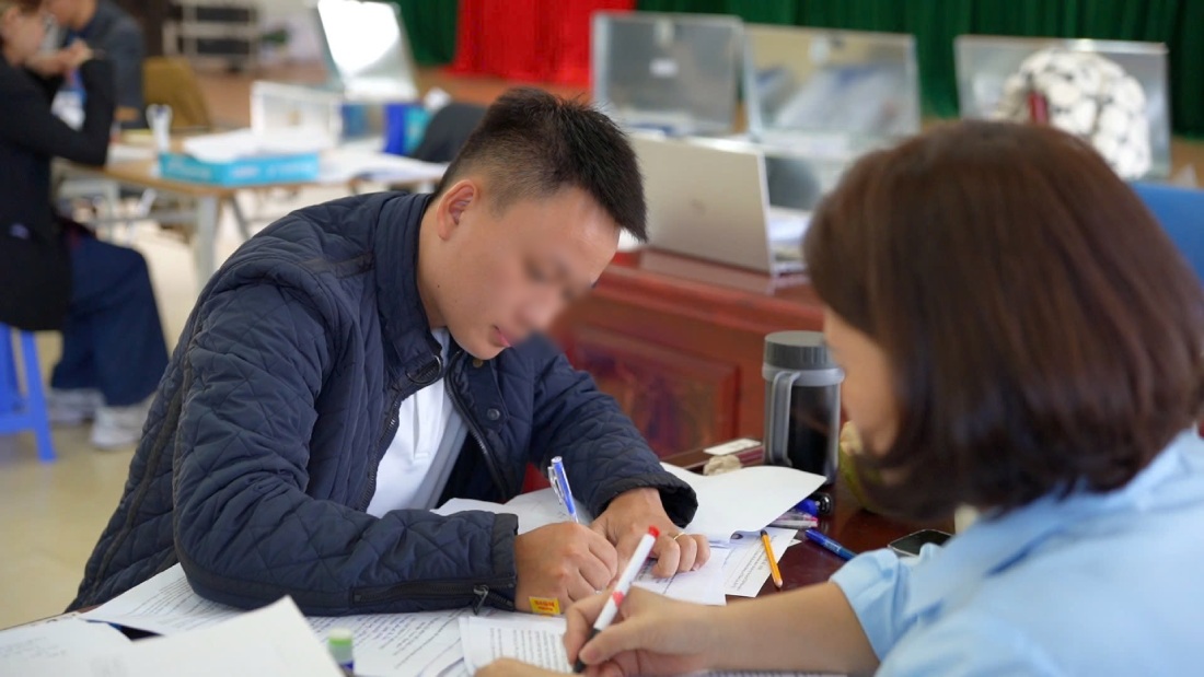 ¿Se puede vender la vivienda social a personas que no están sujetas a la compra