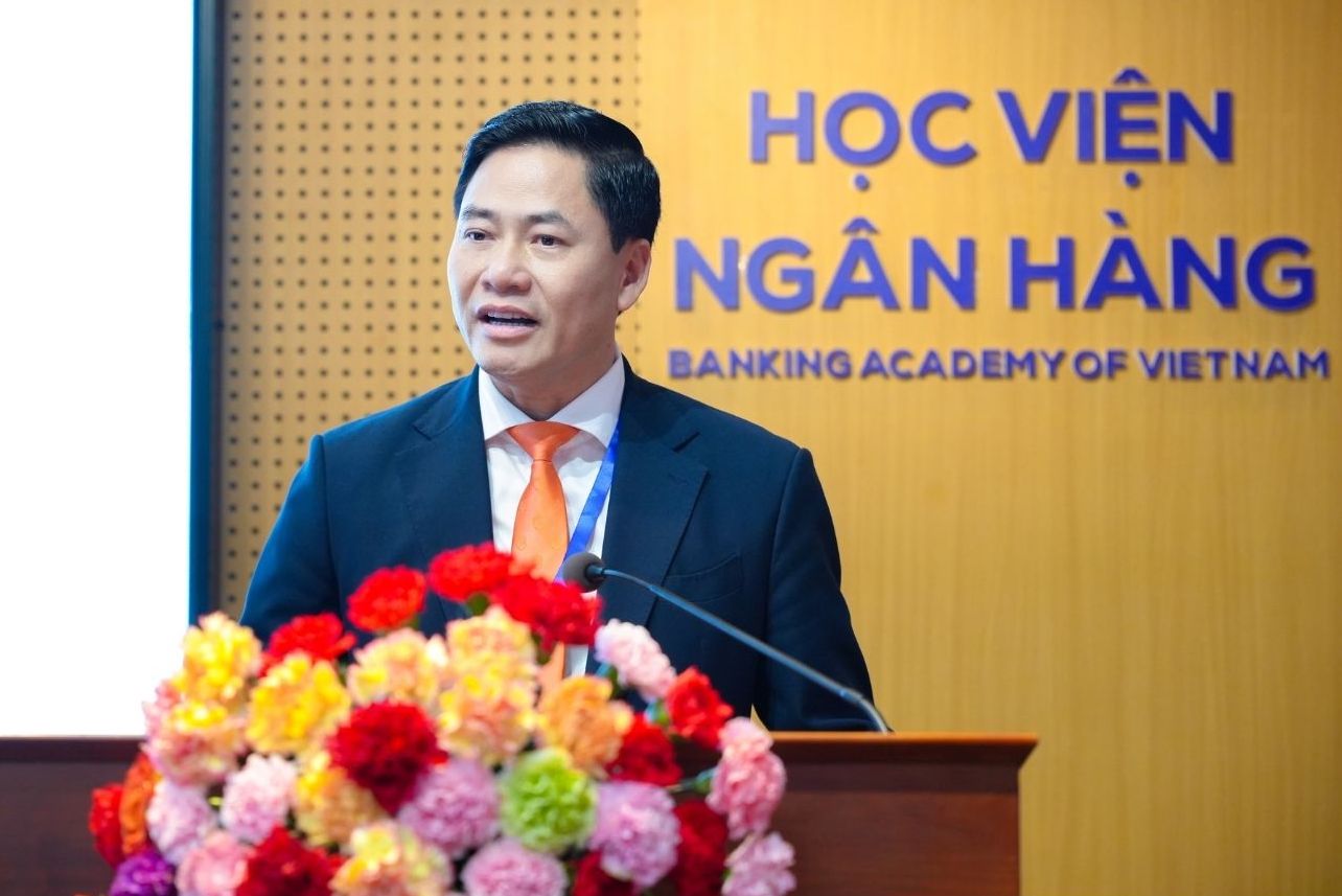 PGS.TS. Bùi Hữu Toàn - Bí thư Đảng ủy Học viện phát biểu tại Lễ khai mạc đợt đánh giá.