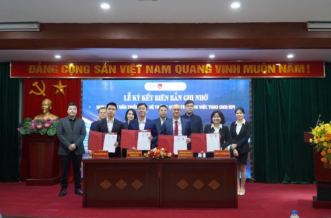 Quang cảnh lễ ký kết. Ảnh: Tường Vân