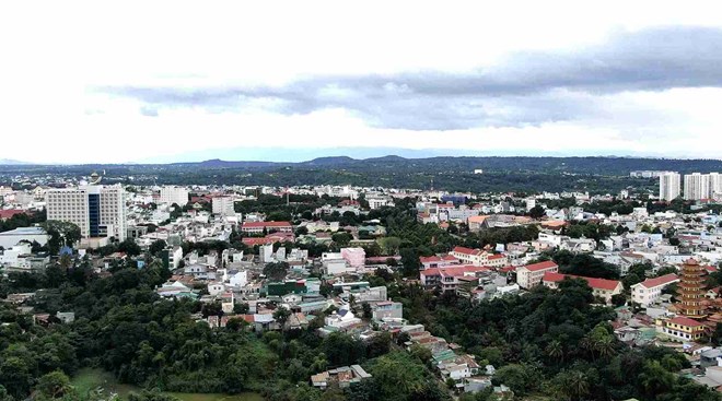 Nhân viên trường học ở Đắk Lắk chờ xét tuyển vào viên chức