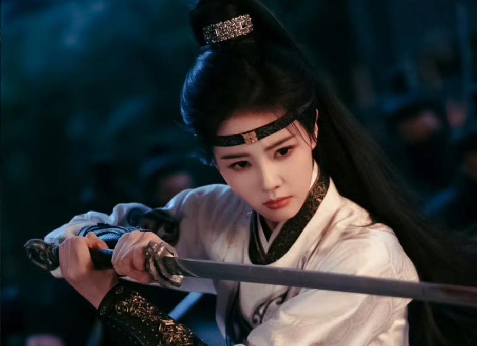 Bach Loc stars in the movie "Duong Cung Ky An". Photo: VieON.