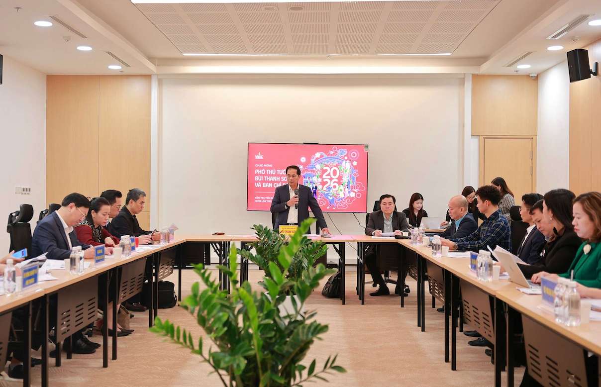 Phó Thủ tướng đề nghị VEC rà soát, trao đổi với Bộ Công Thương để thống nhất và thông báo mức hỗ trợ cho các địa phương, doanh nghiệp tham gia Hội chợ. Ảnh: BTC