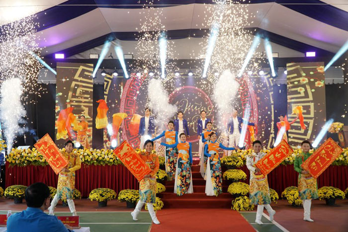 The Trade Union Tet Market - Spring 2026 organized by the Vietnam General Confederation of Labour officially opened this morning in Ho Chi Minh City. Photo: Anh Tu