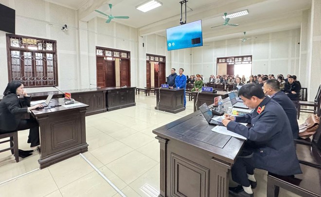 Xét xử vụ tham ô hơn 96 tỉ đồng bằng hồ sơ, tài sản giả ở Quảng Ninh