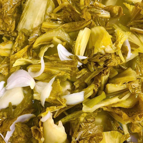 Pickled vegetables can help lose weight if eaten properly. Photo: Quang Minh.