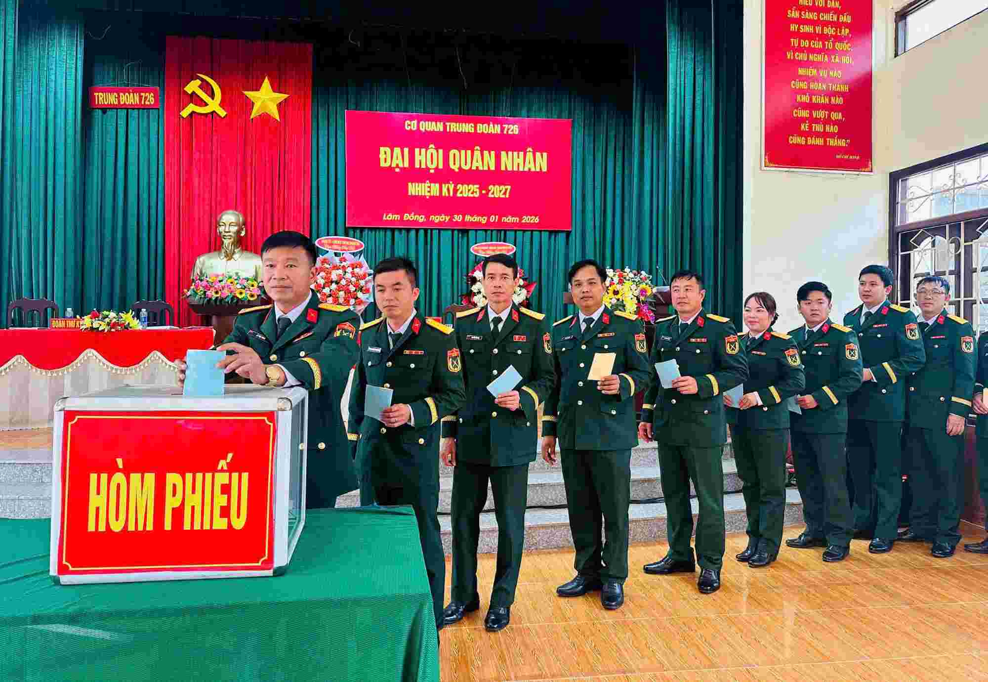 La agencia del Regimiento 726 organiza el Congreso Militar para el mandato 2025 - 2027. Foto: Linh Khoi