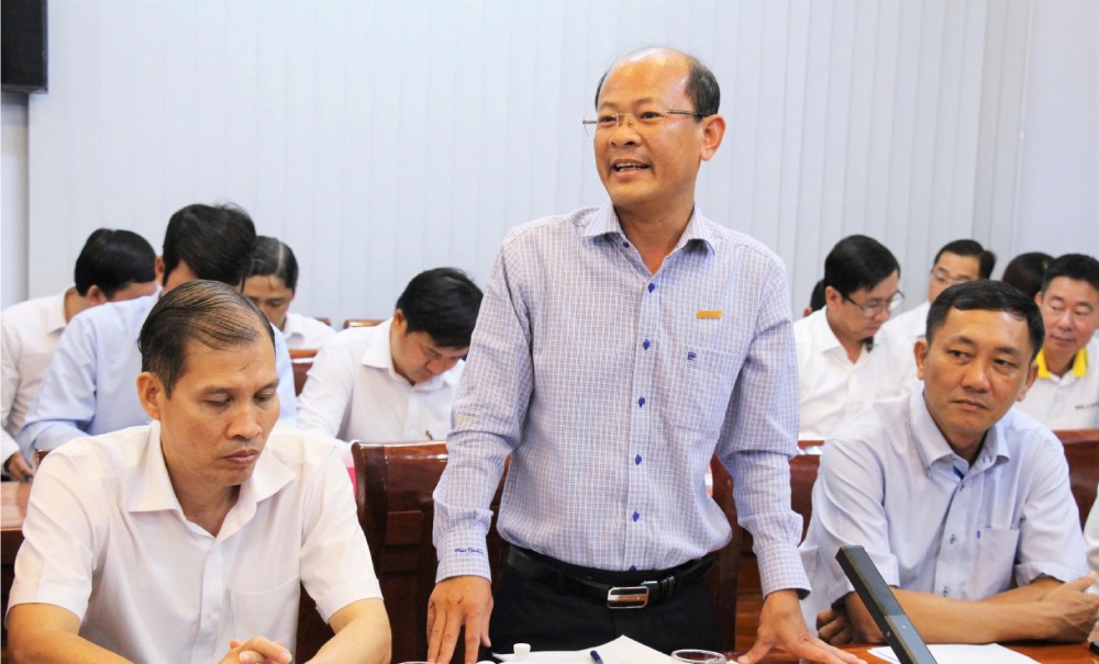 Đại biểu tham dự phát biểu tại buổi tuyên truyền. Ảnh: Văn Lâm