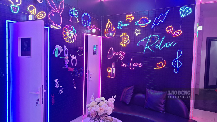 Many localities have reassigned the authority to license karaoke and dance clubs in 2026. Photo: Den Phu