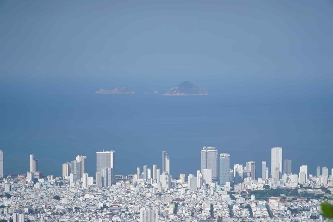 Khanh Hoa sets a target for average life expectancy of 75.5 years. Photo: Huu Long