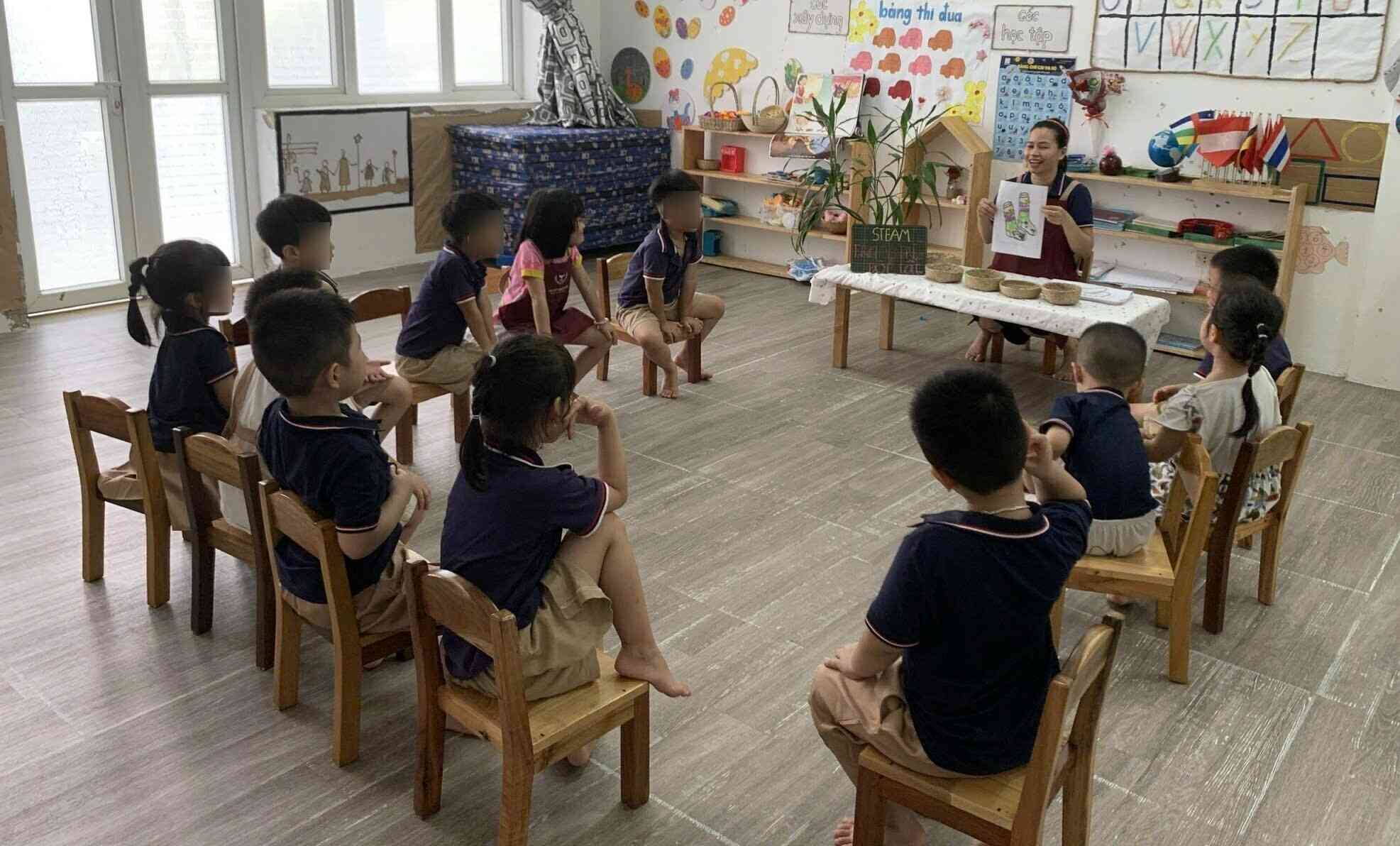 Con cua CNLD hoc tai Truong Mam non Viet My (thuoc Khu cong nghiep Bao Minh). Anh: Nguyen Truong