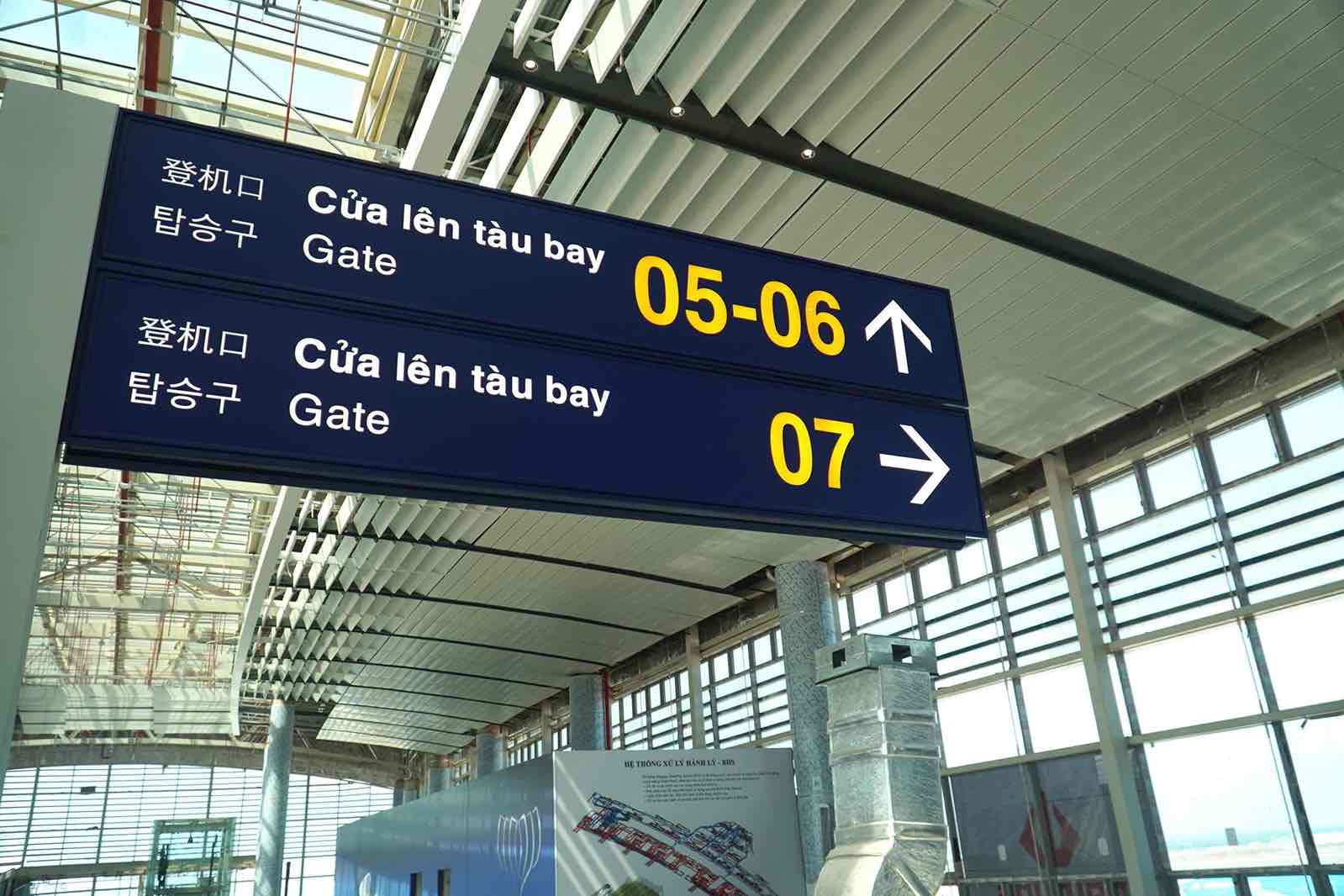 Bien chi dan cua len tau bay. Anh: HAC