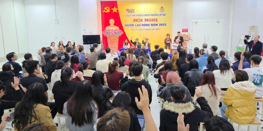 Businesses in the industrial park maintain a dialogue and employee consultation format to ensure harmonious labor relations. Photo: Hai Phong Trade Union