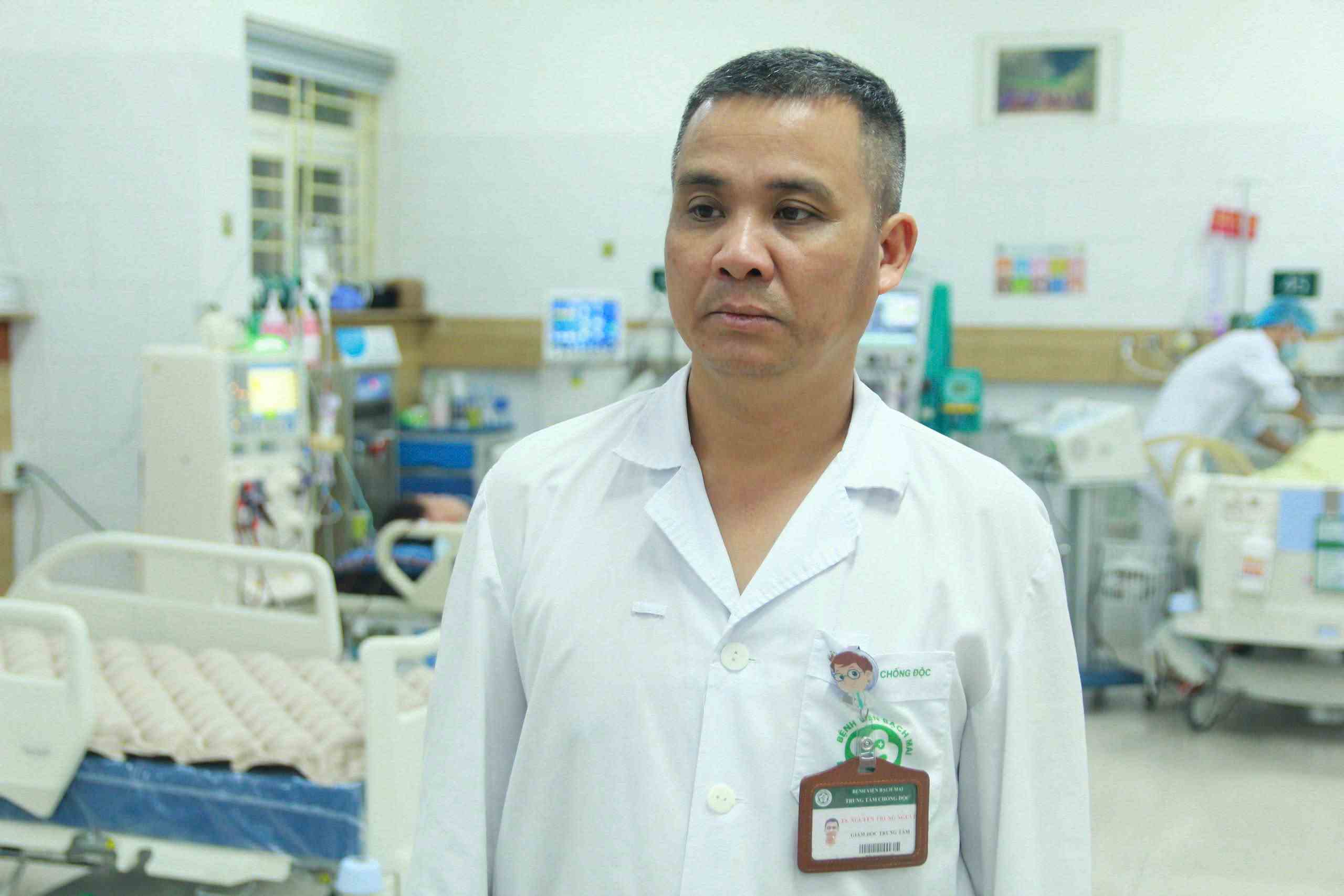 Dr. Nguyen Trung Nguyen - Director of the Poison Control Center, Bach Mai Hospital. Photo: Cao Thom