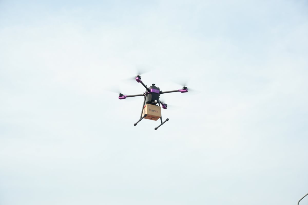Ho Chi Minh City tests delivery by UAV on the morning of January 5th. Photo: Loan Tran