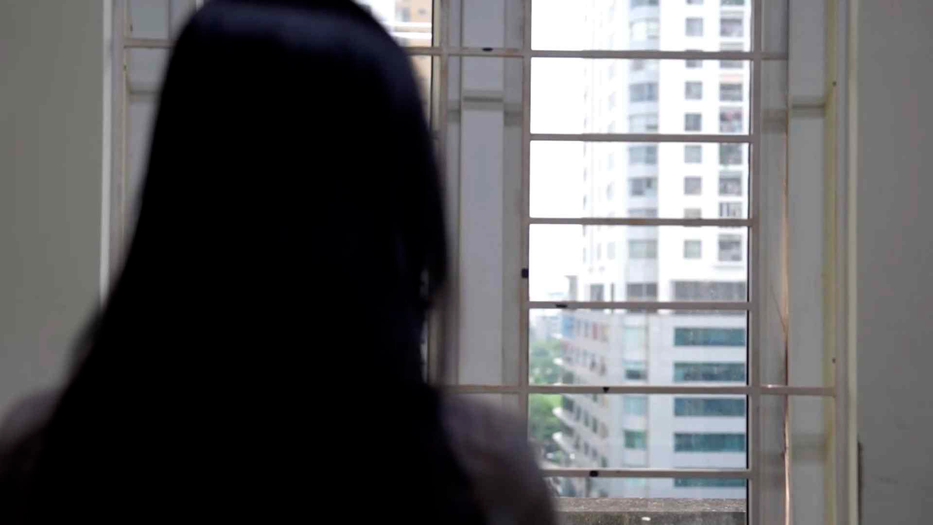 Getting married far away is an opportunity and a challenge for women. Photo: Huyen Trang