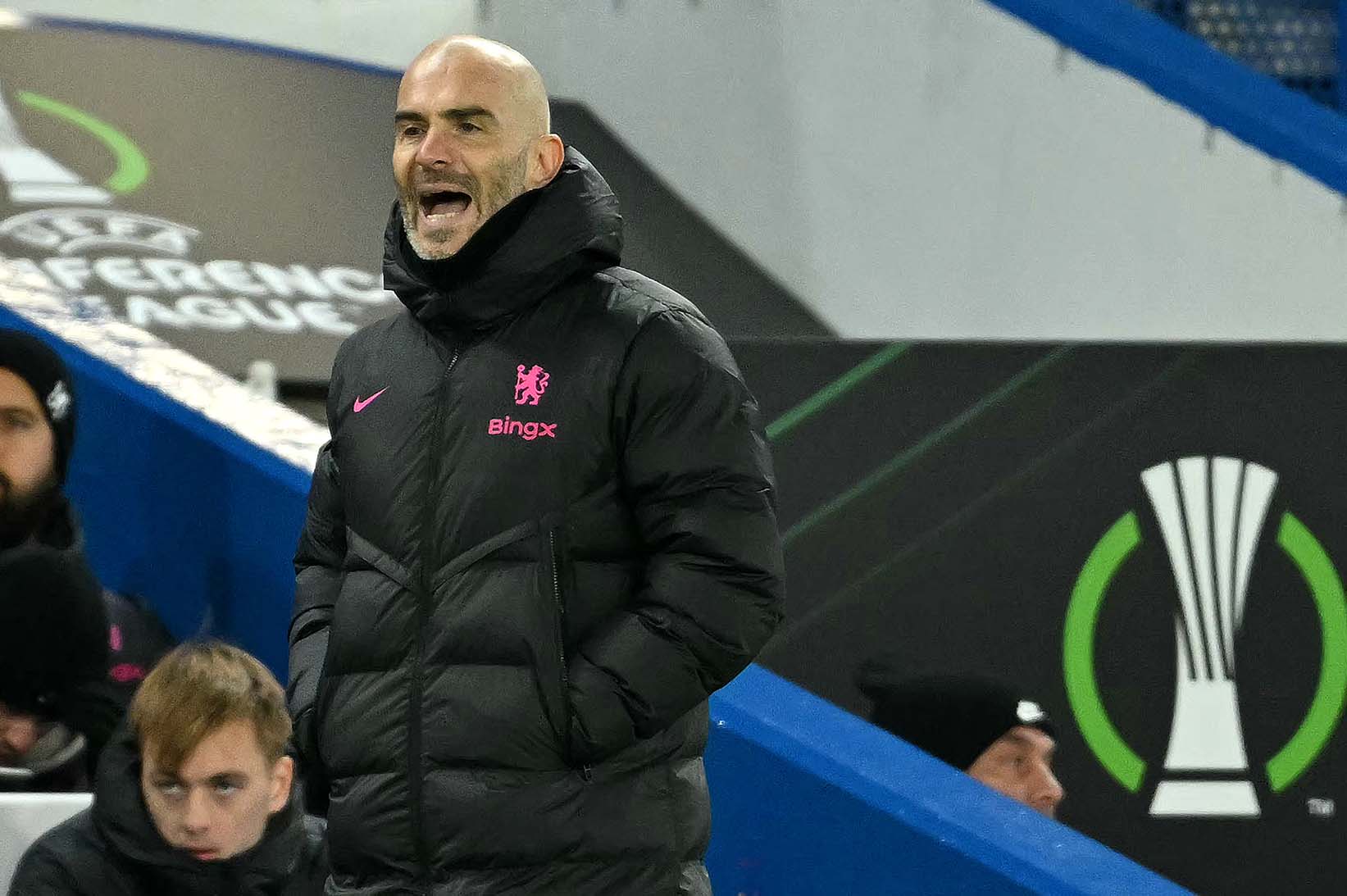 Co dong vien Chelsea co the tam thoi quen di Enzo Maresca.  Anh: AFP