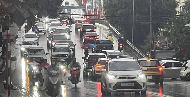 Cao Bang province center is experiencing prolonged traffic jams. Photo: Hoang Phuc