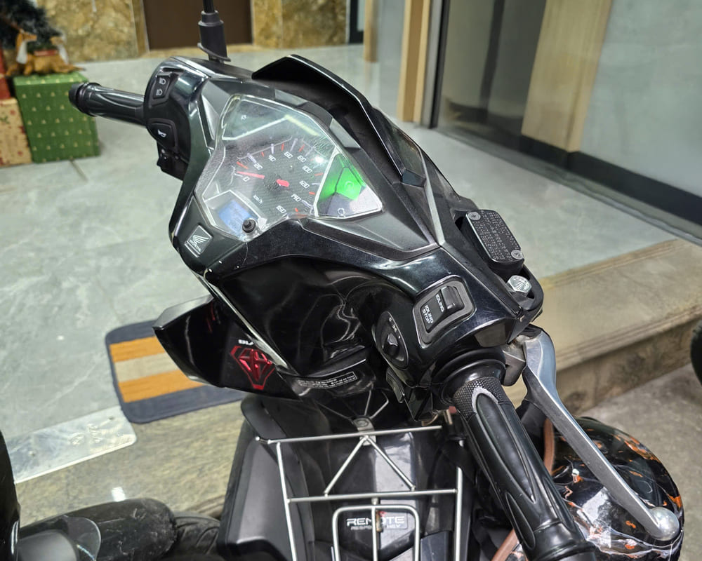 Set up a habit to prevent motorbike maintenance from degrading and reduce repair costs. Photo: Tuan Dat