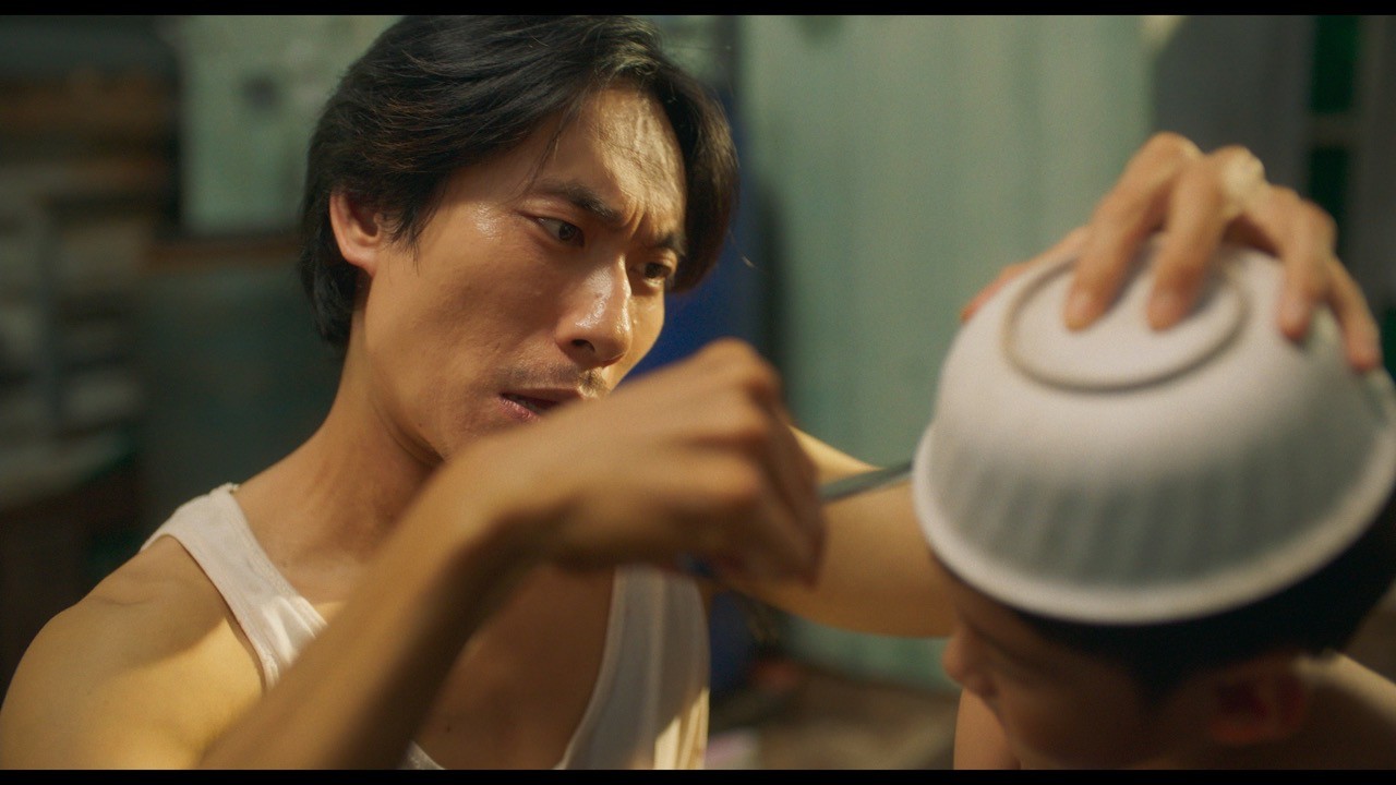 Kieu Minh Tuan plays his father in a new movie. Photo: Film crew.