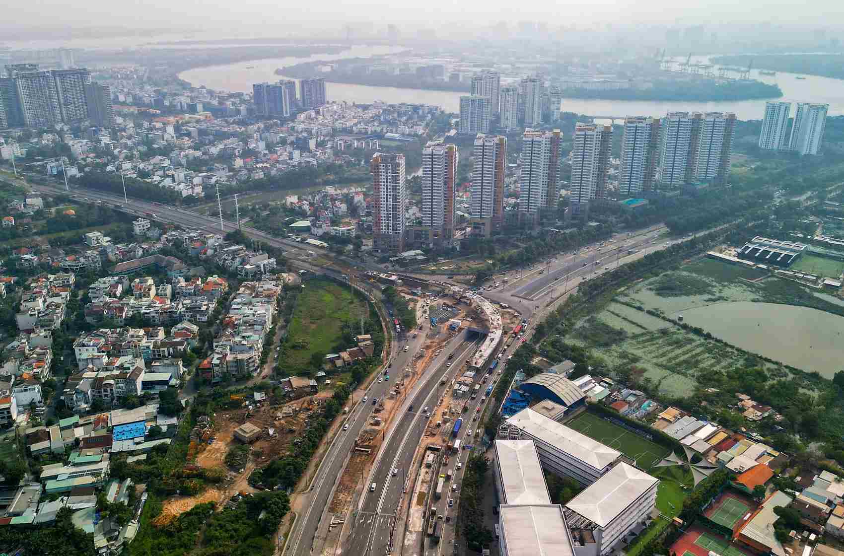 Cau vuot N3 - tu Mai Chi Tho re trai di Dong Van Cong.  Anh: Anh Tu