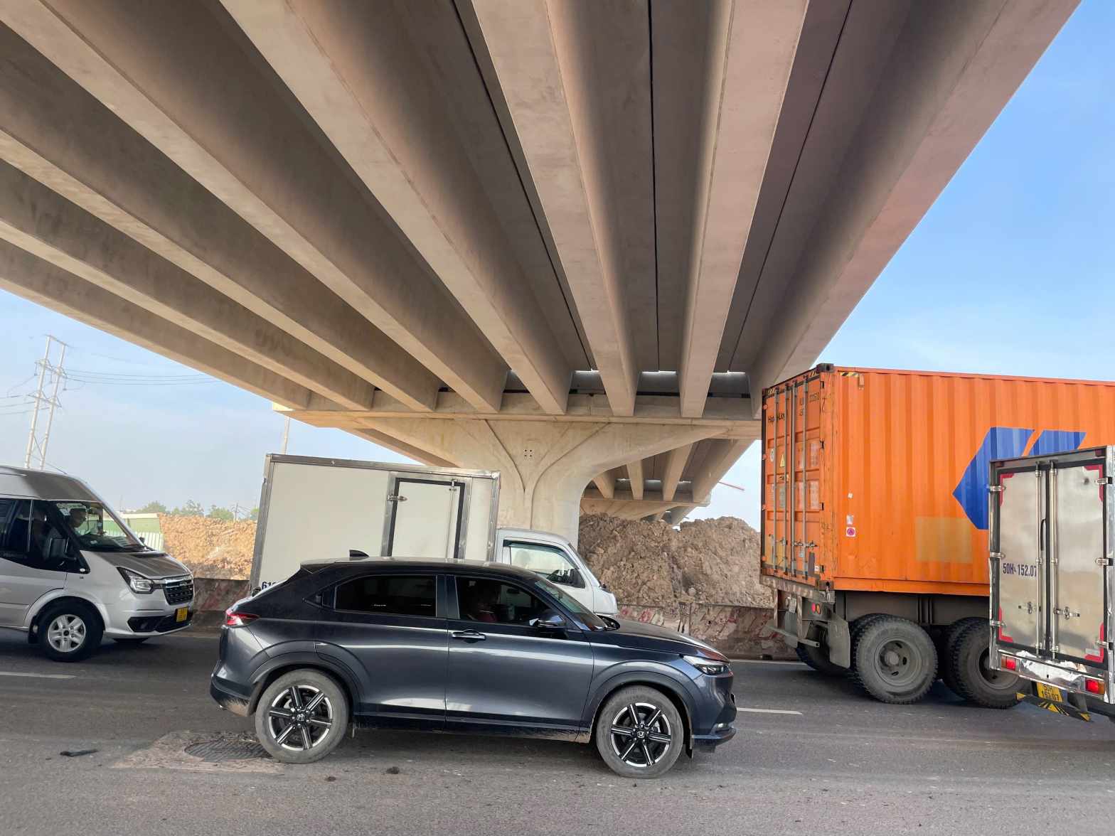 Nhip cau vuot da bac qua Quoc lo 13. Anh: Dinh Trong