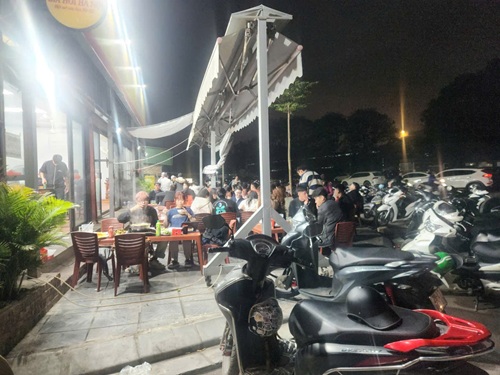 Siết xử lý ô nhiễm tiếng ồn từ nhà hàng, quán bar trong khu dân cư. Ảnh: Minh Hạnh