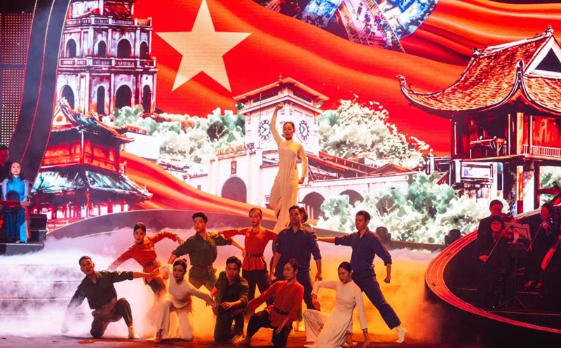 Art program to celebrate the success of the 14th Party Congress ...