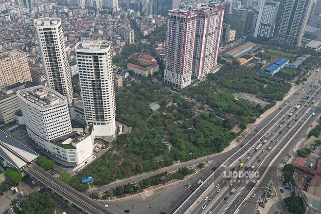 The Department of Construction Management and Barracks (Ministry of Public Security) has just announced information about a housing project for the armed forces of the people's police worth more than 1200 billion VND in Cau Giay ward (Hanoi). Pictured is a corner of Cau Giay ward (Hanoi). Photo: Vu Huu