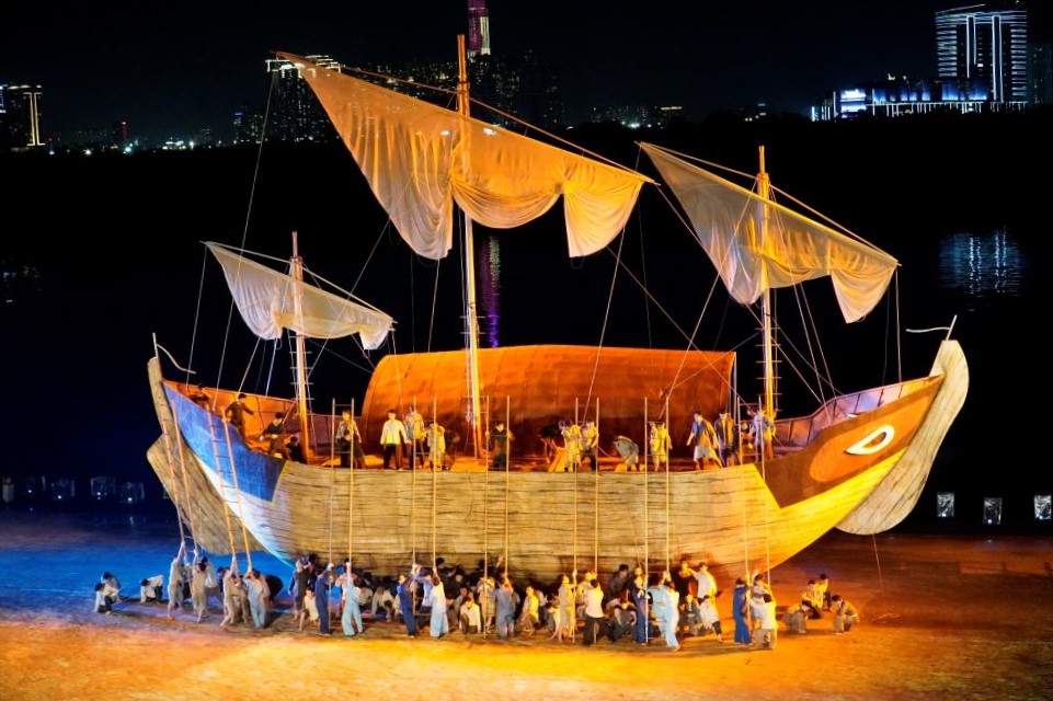 Le hoi Song nuoc TPHCM nam 2024 de lai nhieu an tuong trong long nguoi dan va du khach. Anh: Ngoc Le