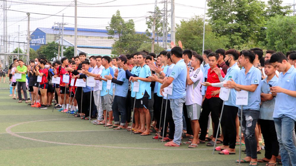 Hoi thao thu hut 44 doi tham gia. Anh: Cam Tu