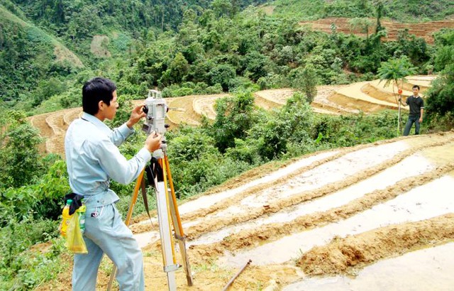 Functional agencies respond to regulations on mapping. Photo: Government