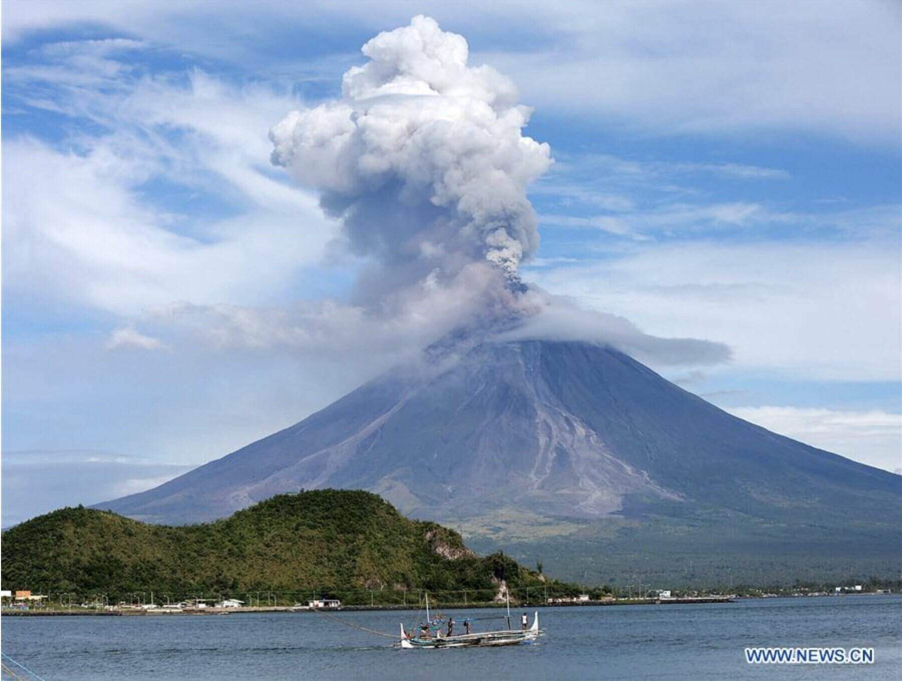 Mayon volcano, the most powerful volcano in the Philippines. Photo: Xinhua