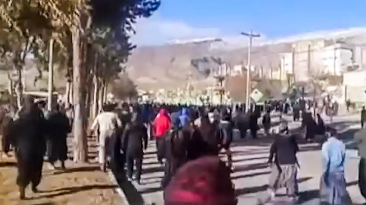 Protesters in Malekshahi district, Ilam province west of Iran. Photo: AFP