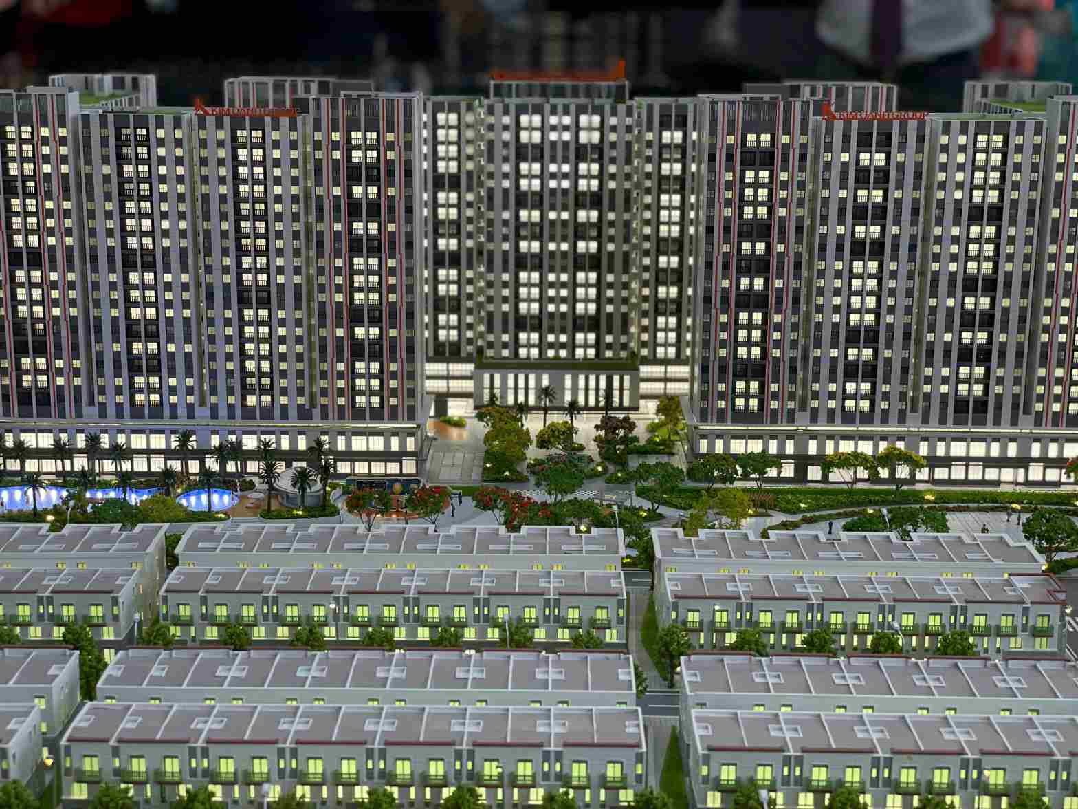 Phoi canh du an nha o xa hoi Hoa Phu. Anh: Dinh Trong