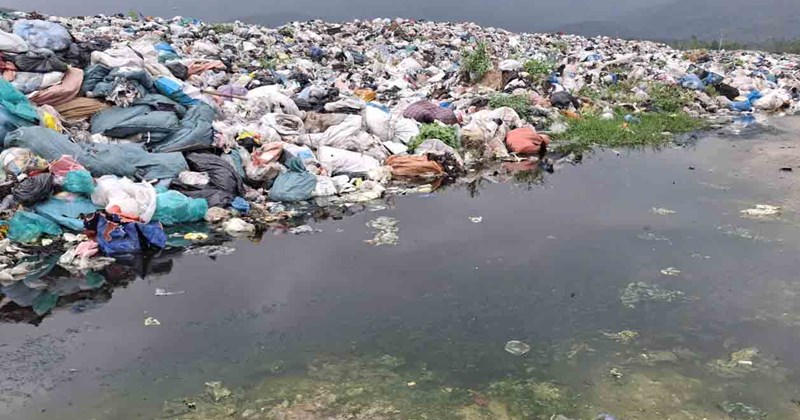 Rác chất cao dù khu xử lý hết hạn hoạt động