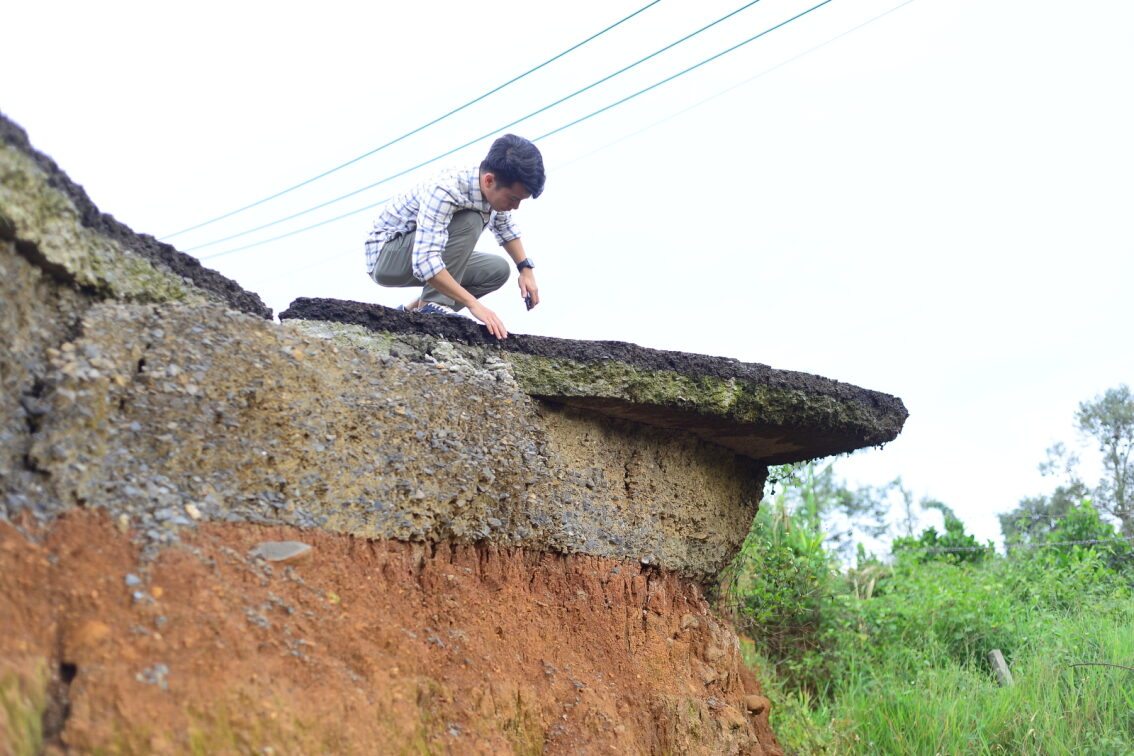 Nen duong bi sut lun, dut gay nghiem trong. Anh: Phuc Khanh 
